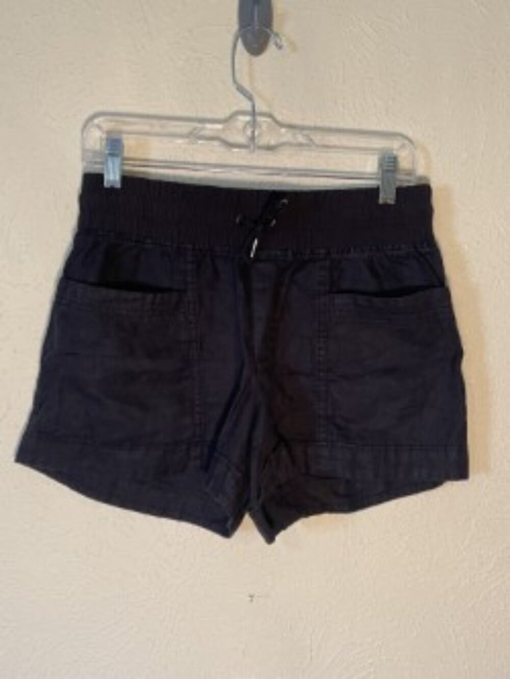 Athleta Black Linen Insect Shield Drawstring Waist Shorts, Size 6